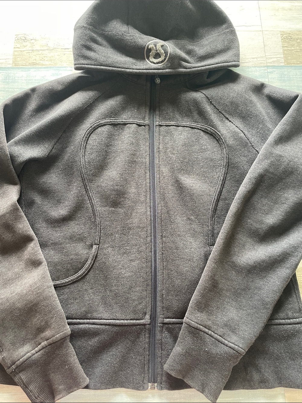 lululemon athletica Women's Black Full-Zip Hoodie with Subtle Logo